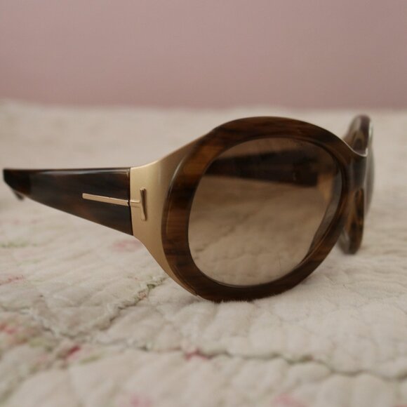 Tom Ford Elisabeth TF27 Brown Tortoise Sunglasses Unisex Oversized Round